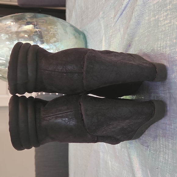 Michael Antonio wedge booties size 6.5 - Picture 3 of 4